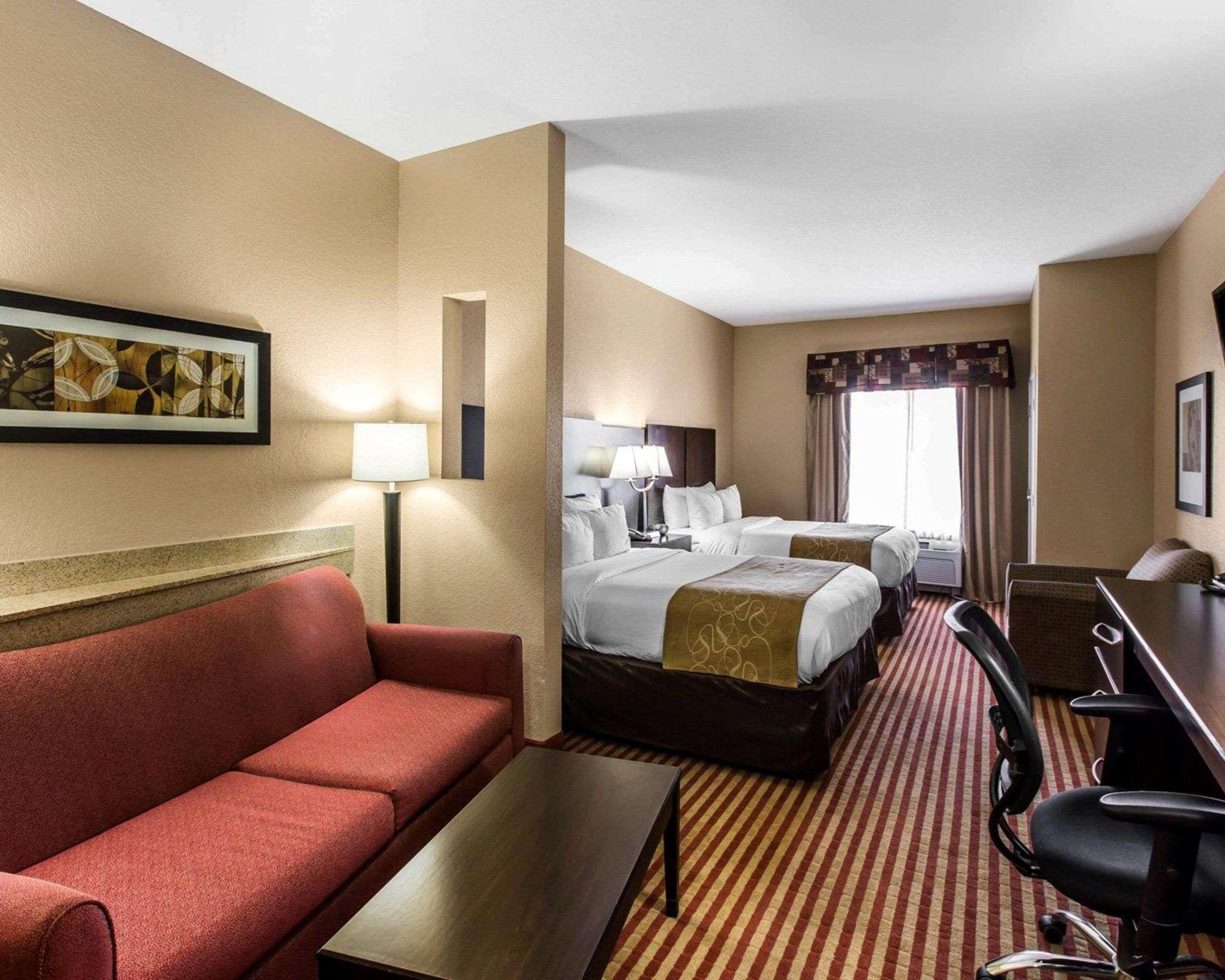 Comfort Suites Waycross Buitenkant foto