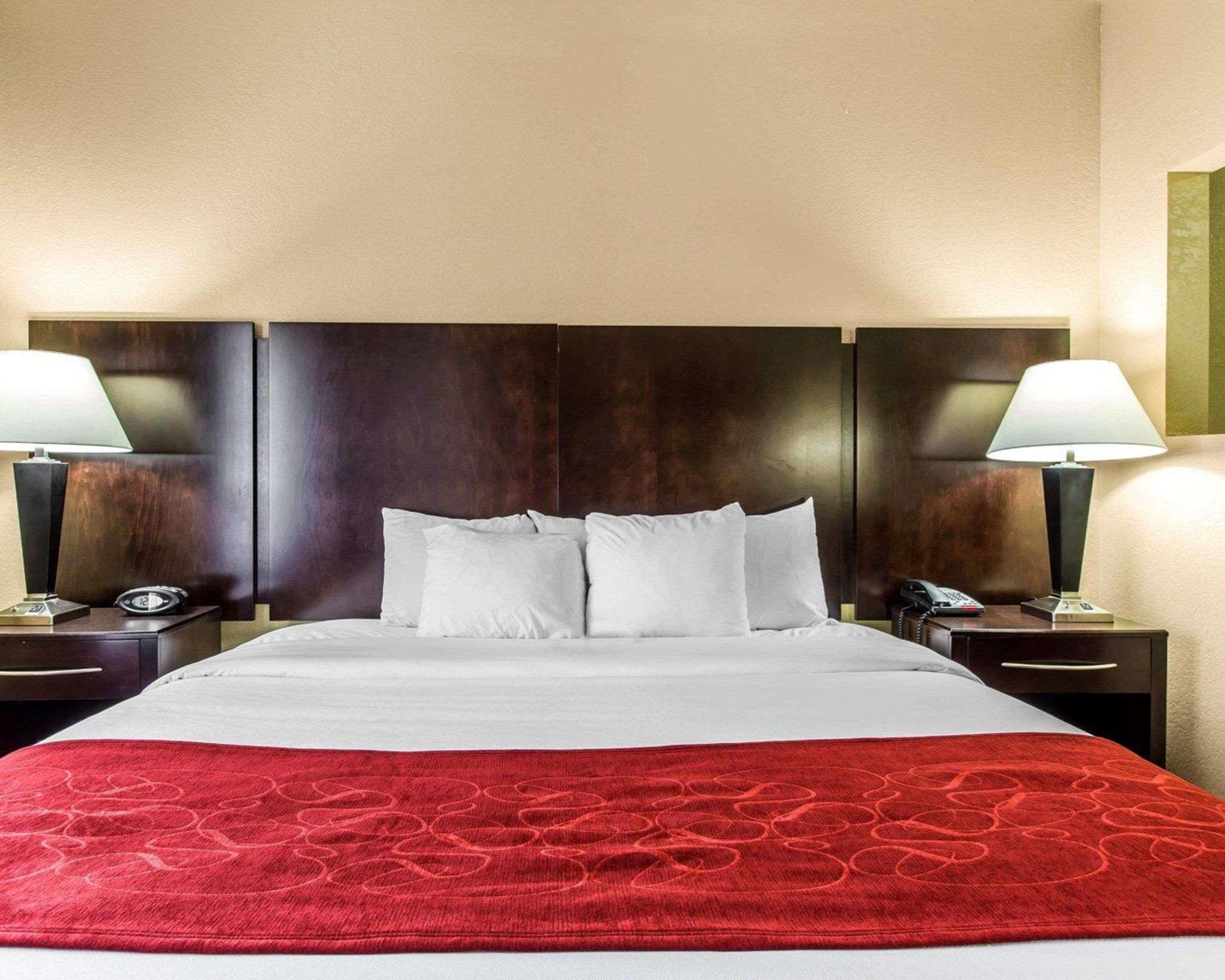 Comfort Suites Waycross Buitenkant foto