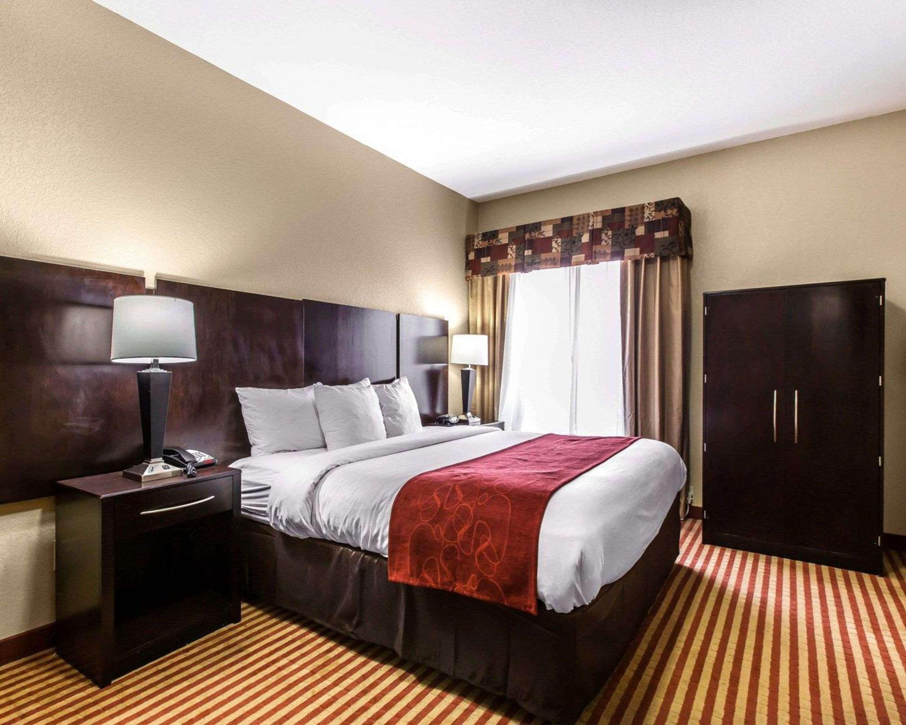 Comfort Suites Waycross Buitenkant foto
