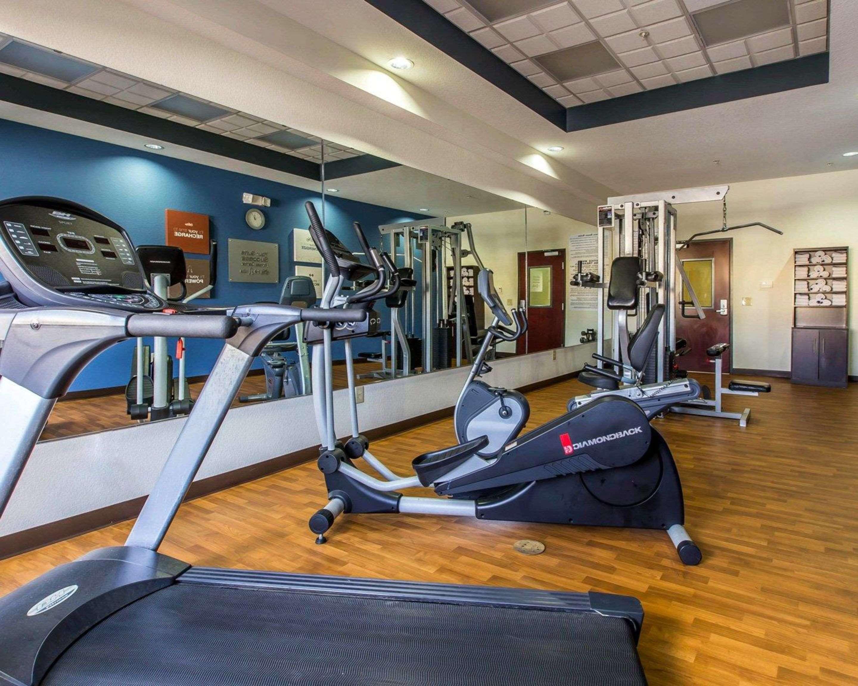 Comfort Suites Waycross Buitenkant foto