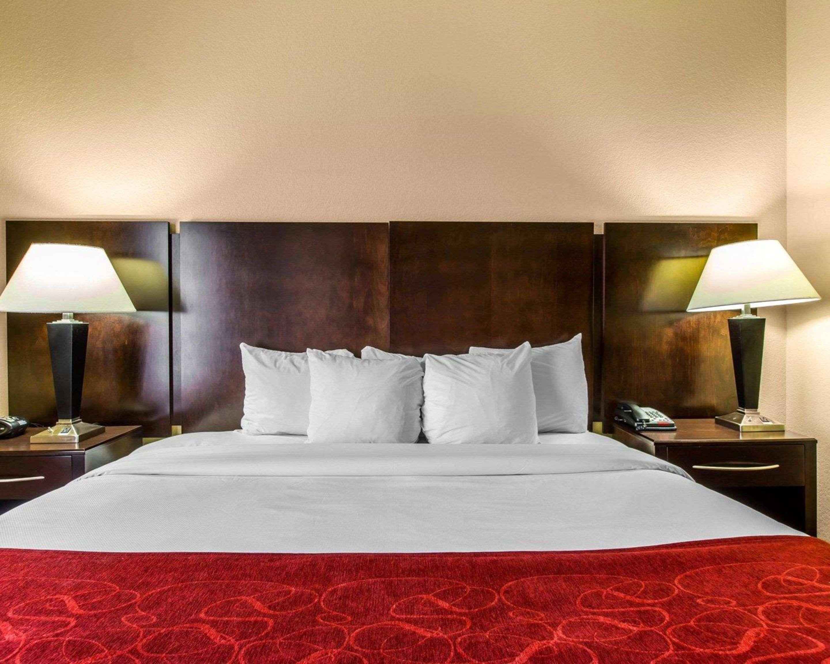 Comfort Suites Waycross Buitenkant foto