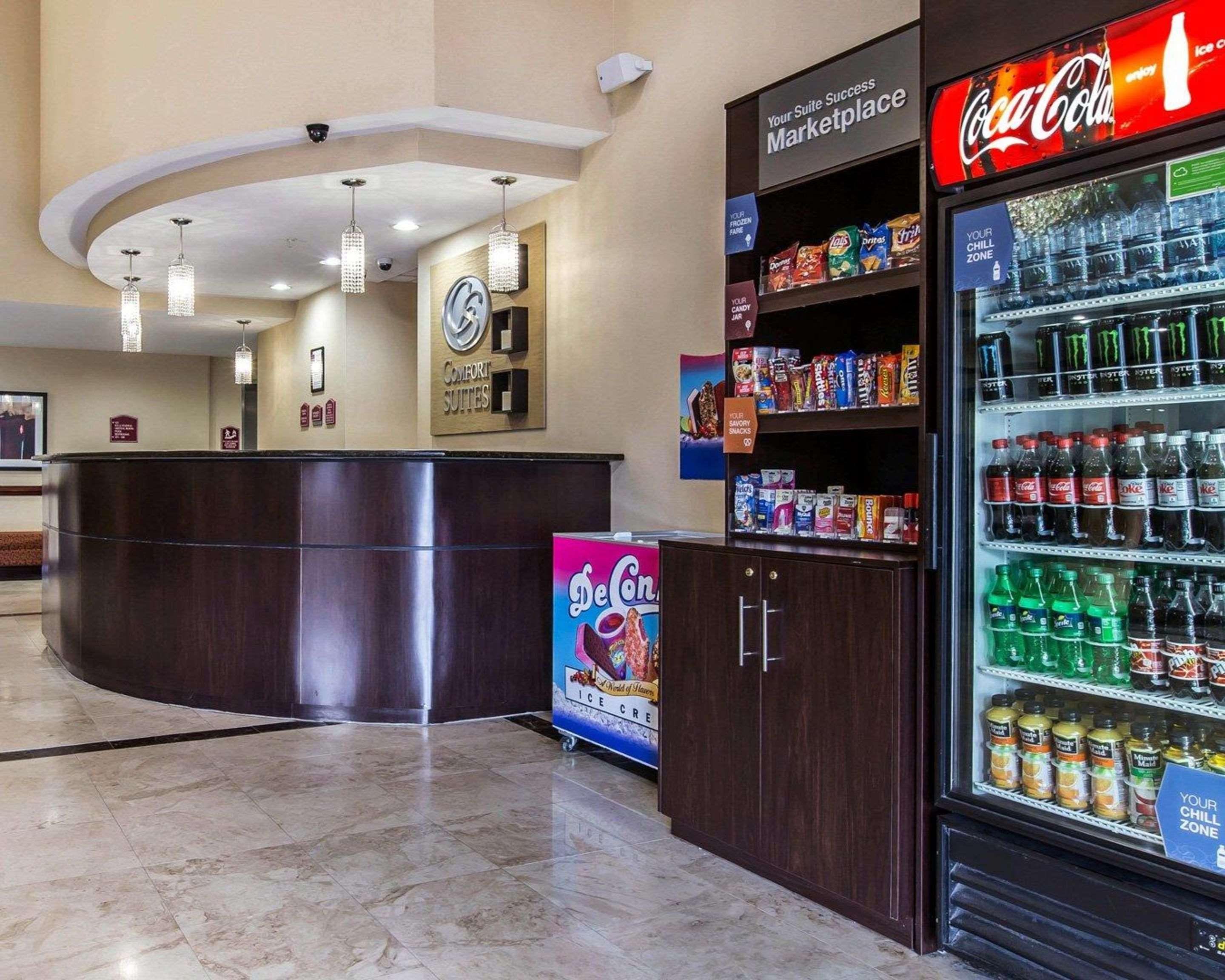 Comfort Suites Waycross Buitenkant foto