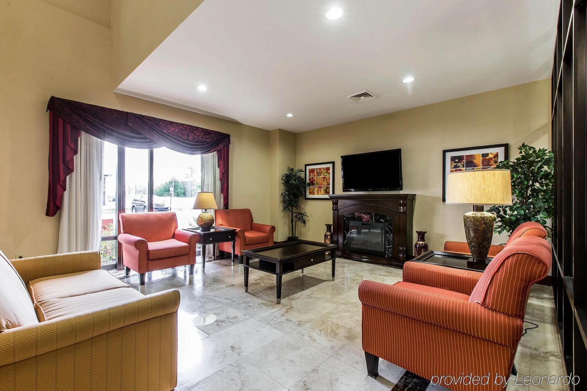 Comfort Suites Waycross Buitenkant foto
