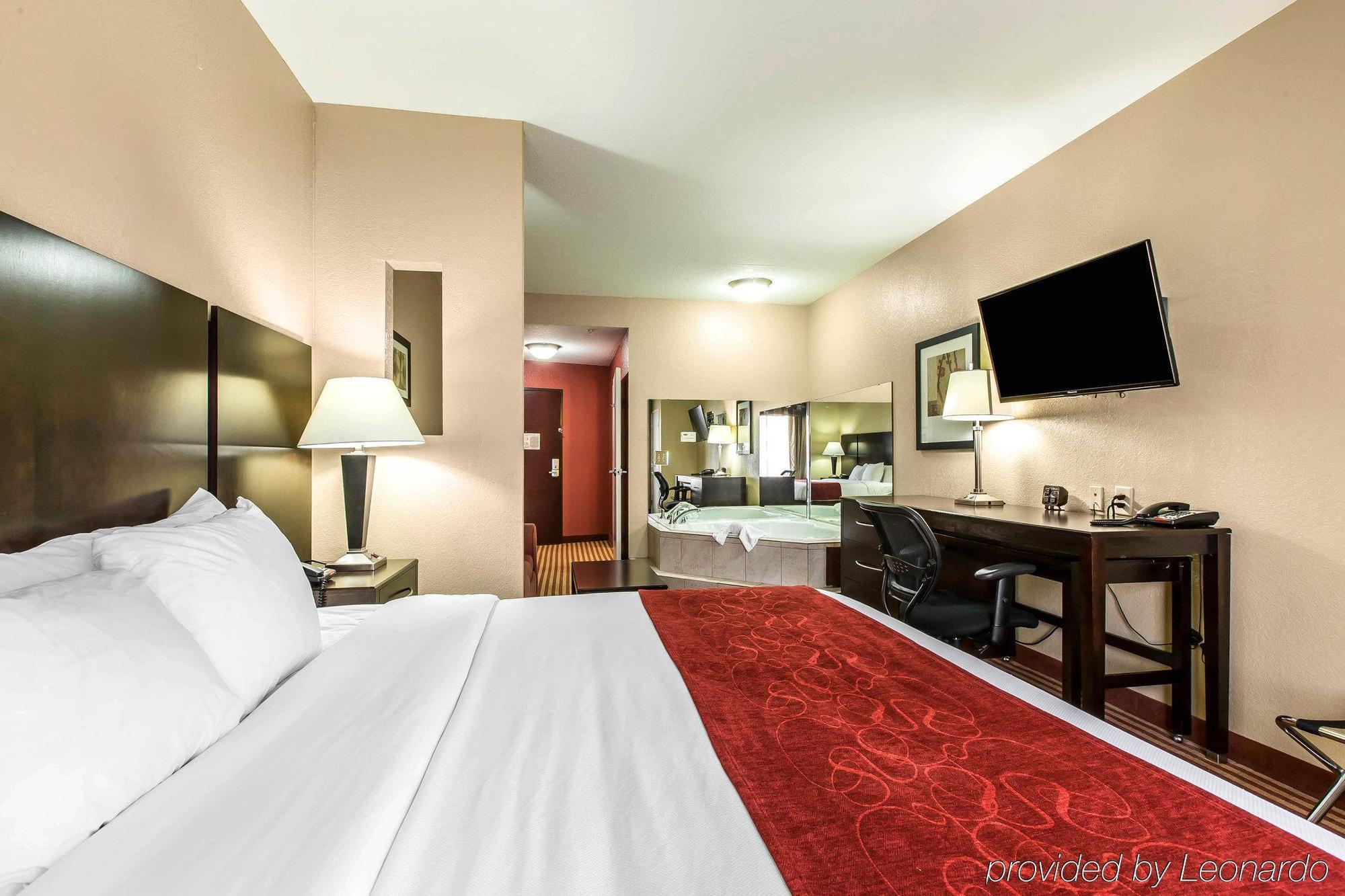 Comfort Suites Waycross Buitenkant foto