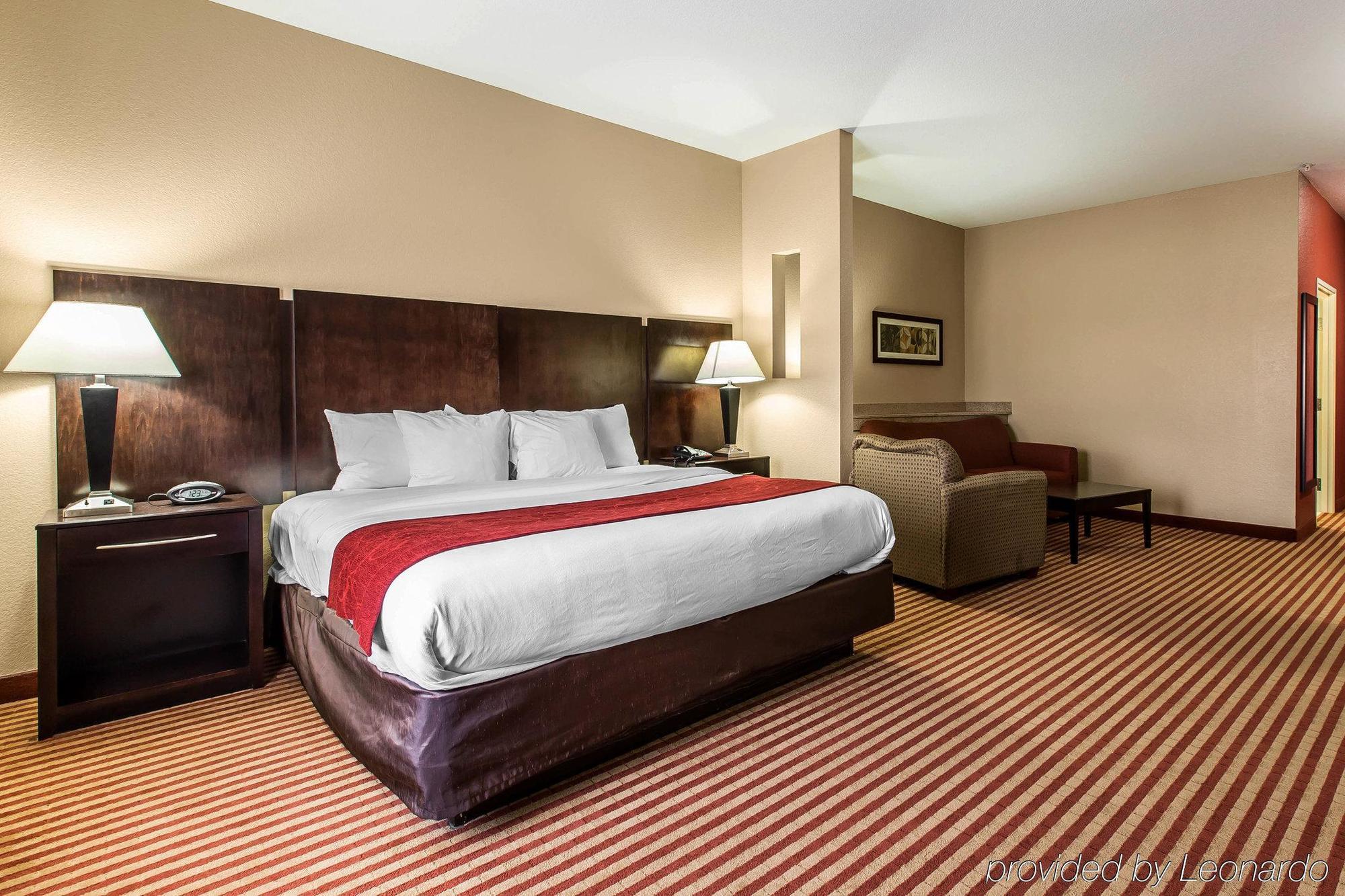 Comfort Suites Waycross Buitenkant foto